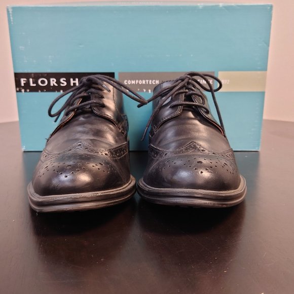 NEW Florsheim Wingtip Oxfords